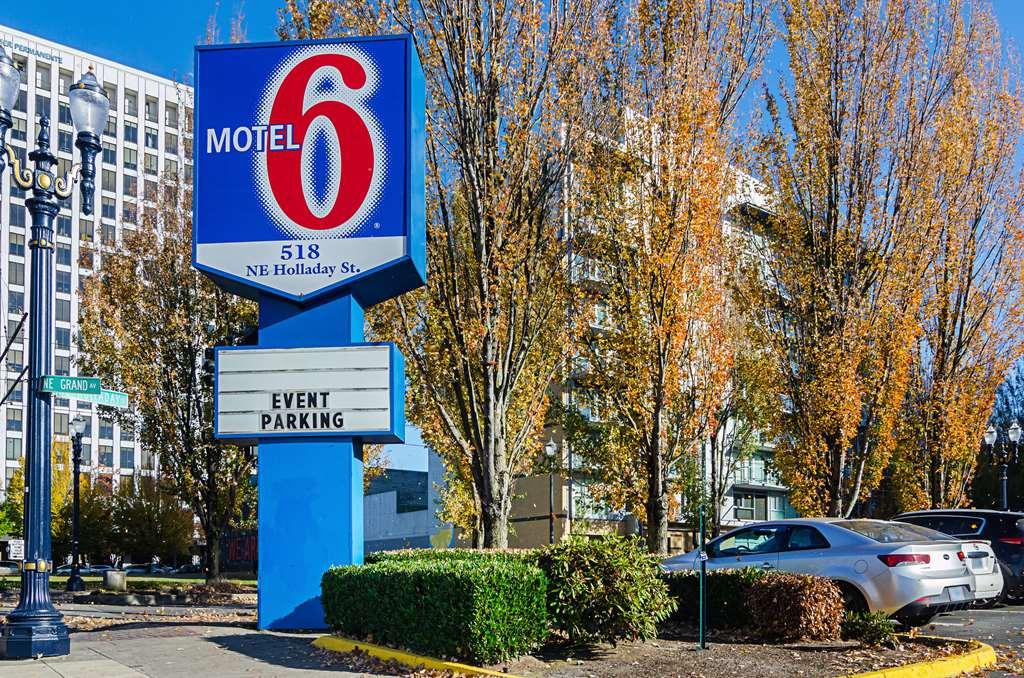Motel 6 Portland Downtown - Convention Center Luaran gambar