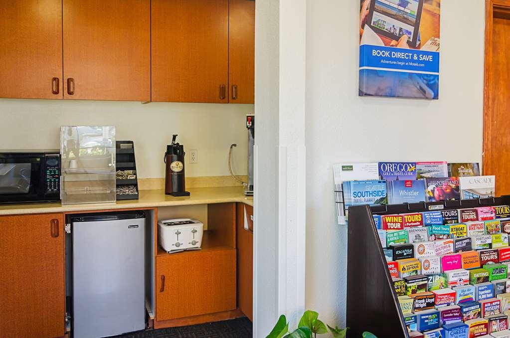 Motel 6 Portland Downtown - Convention Center Dalaman gambar