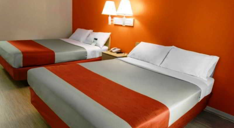 Motel 6 Portland Downtown - Convention Center Luaran gambar